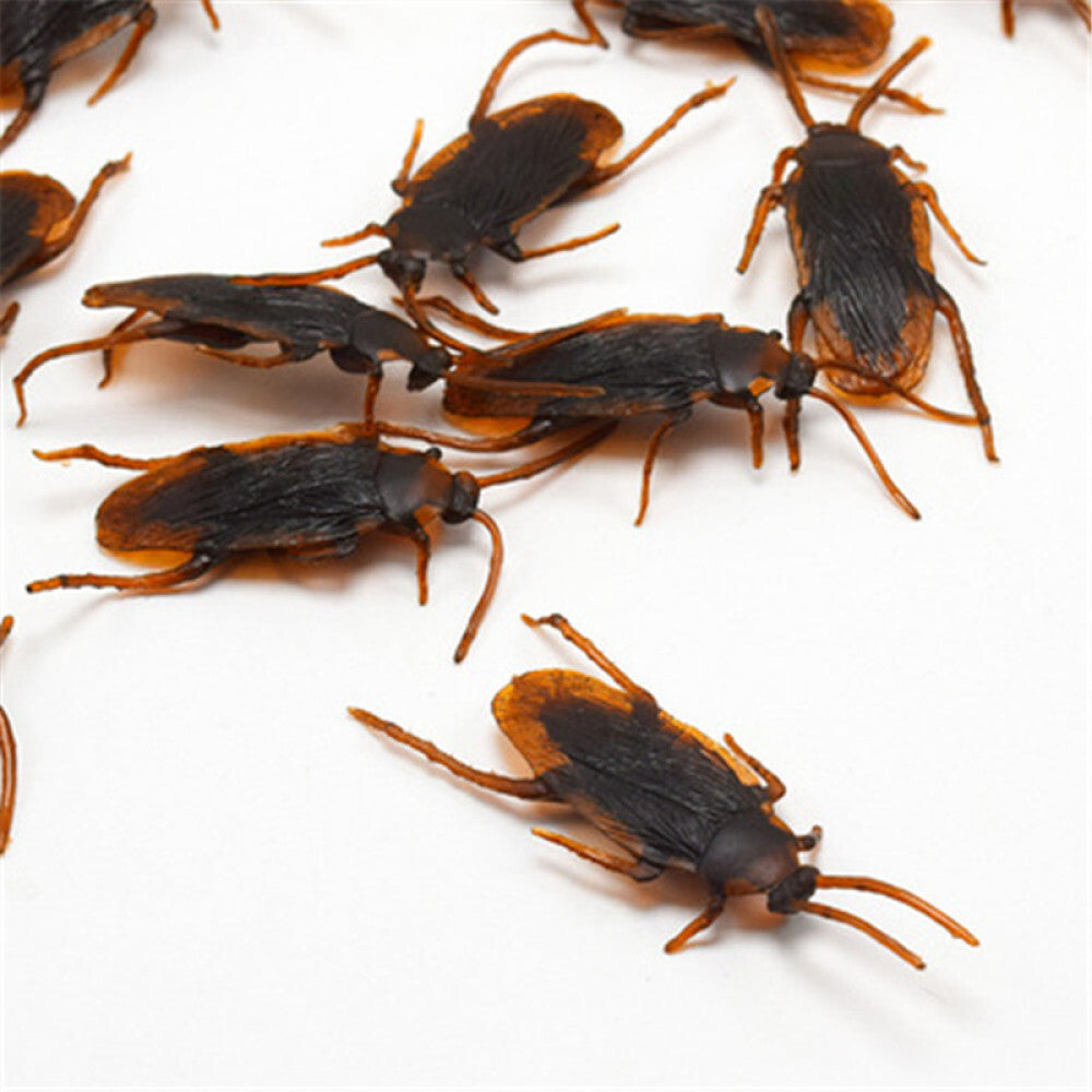 20-100Pc Realistic Bug Trick Prank Toy Fake Cockroaches Plastic Halloween Insect